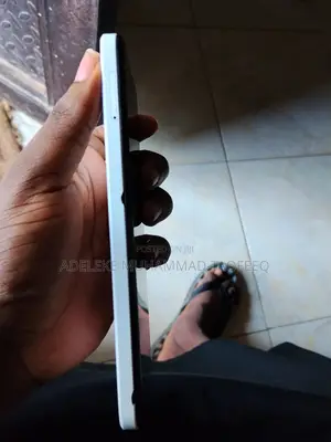 Infinix Smart 7 HD 64 GB White