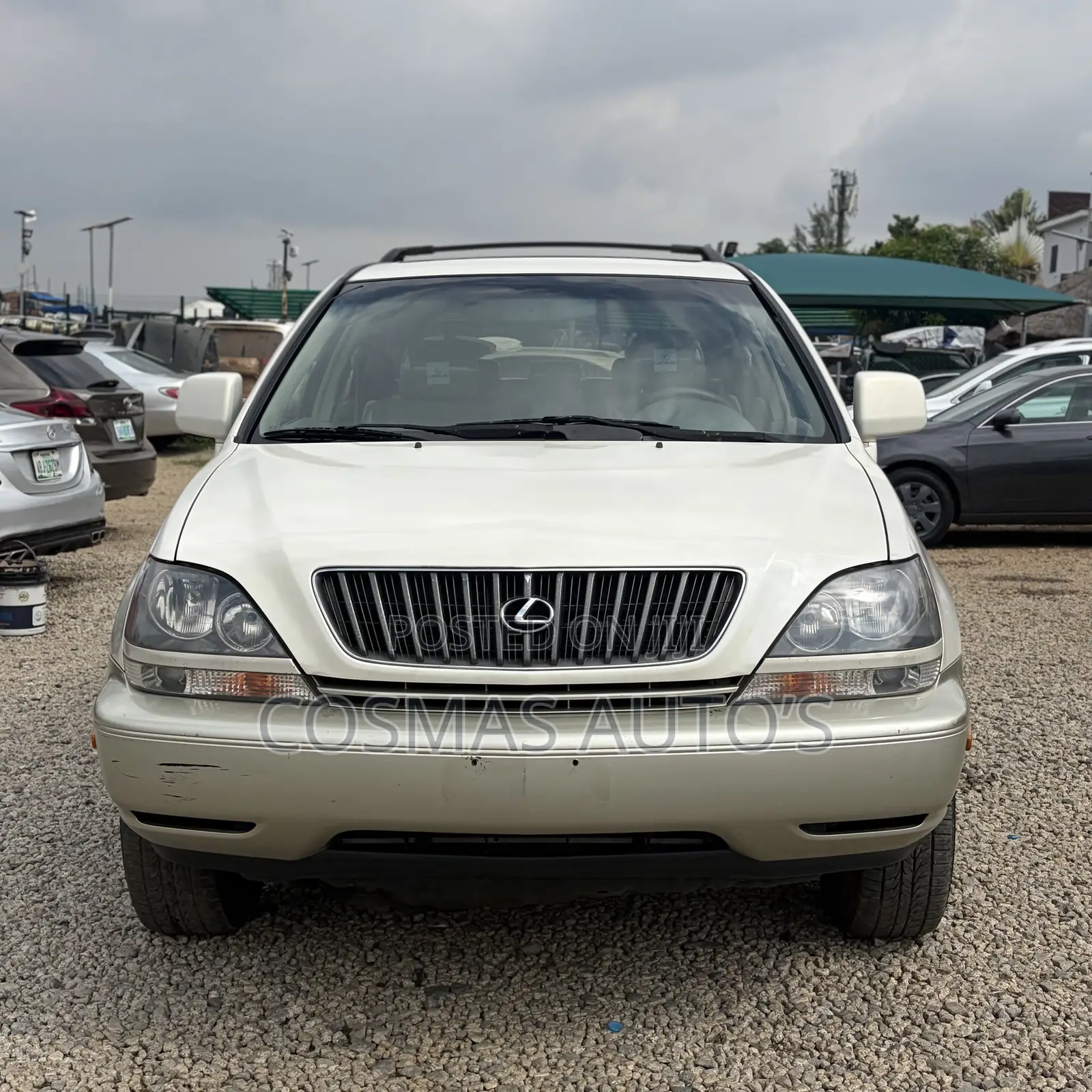 Lexus RX 300 4WD 2000 White