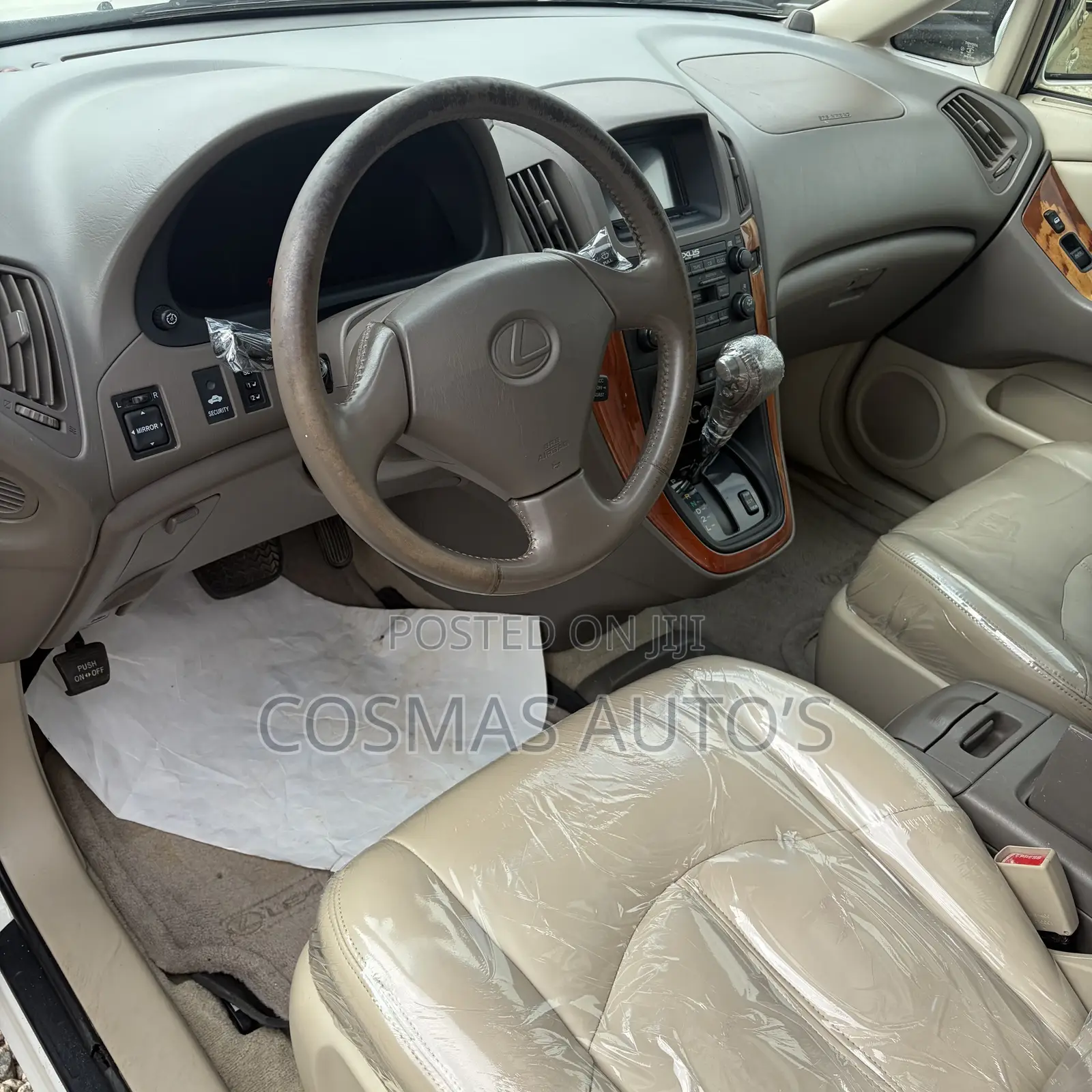 Lexus RX 300 4WD 2000 White
