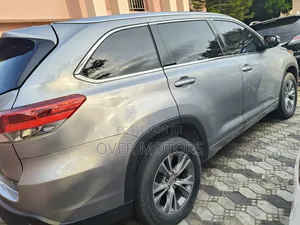 Toyota Highlander 2014 Silver