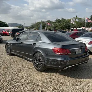 Mercedes-Benz E350 Base 4dr 4Matic Sedan AWD (3.5L 6cyl 7A) 2012 Black