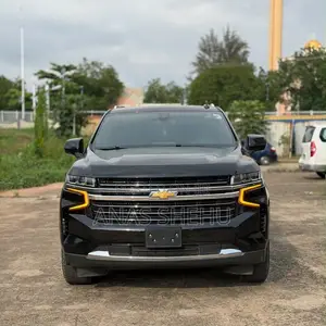 Chevrolet Suburban 2021 Black