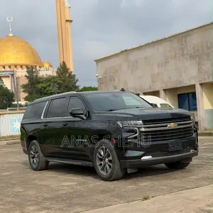 Chevrolet Suburban 2021 Black