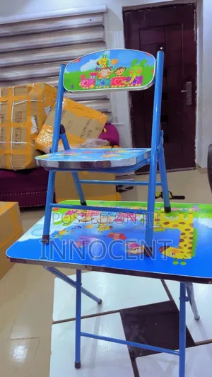 Kids Reading Chair and Table