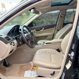 Mercedes-Benz C300 2010 Black