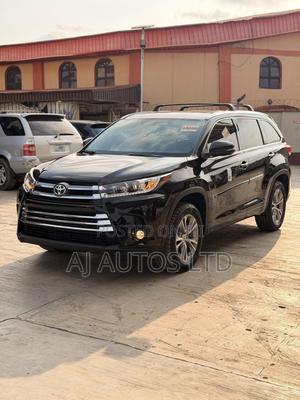 Toyota Highlander XLE 4dr SUV (3.5L 6cyl 6A) 2015 Black