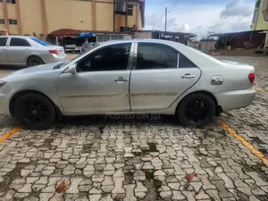 Toyota Camry 2006 Silver