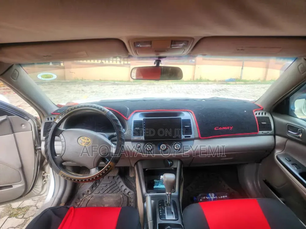 Toyota Camry 2006 Silver