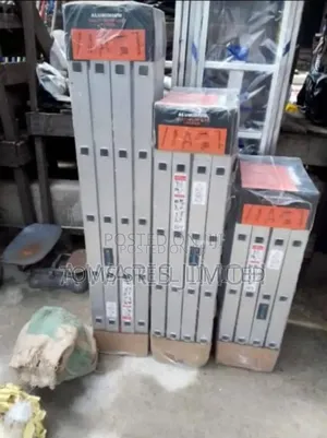 Aluminiun Step Ladder and Iron