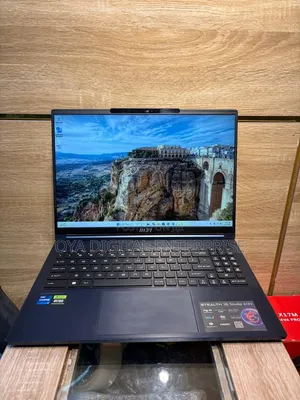 Laptop MSI Stealth 16 Studio A13VG 32GB Intel Core i7 SSD 1T