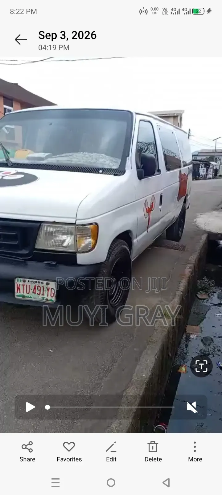 Ford E350 2000 White