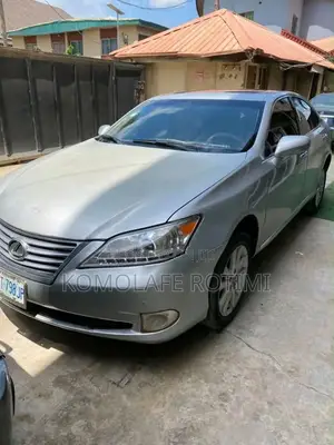 Lexus ES 350 2011 Silver