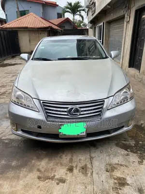 Lexus ES 350 2011 Silver