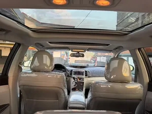 Toyota Venza V6 2012 Gray