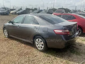 Toyota Camry 2.4 SE 2008 Gray