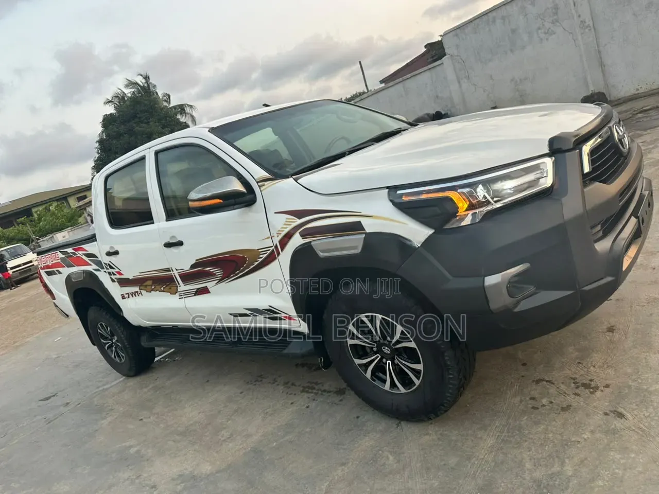 Toyota Hilux 2015 White