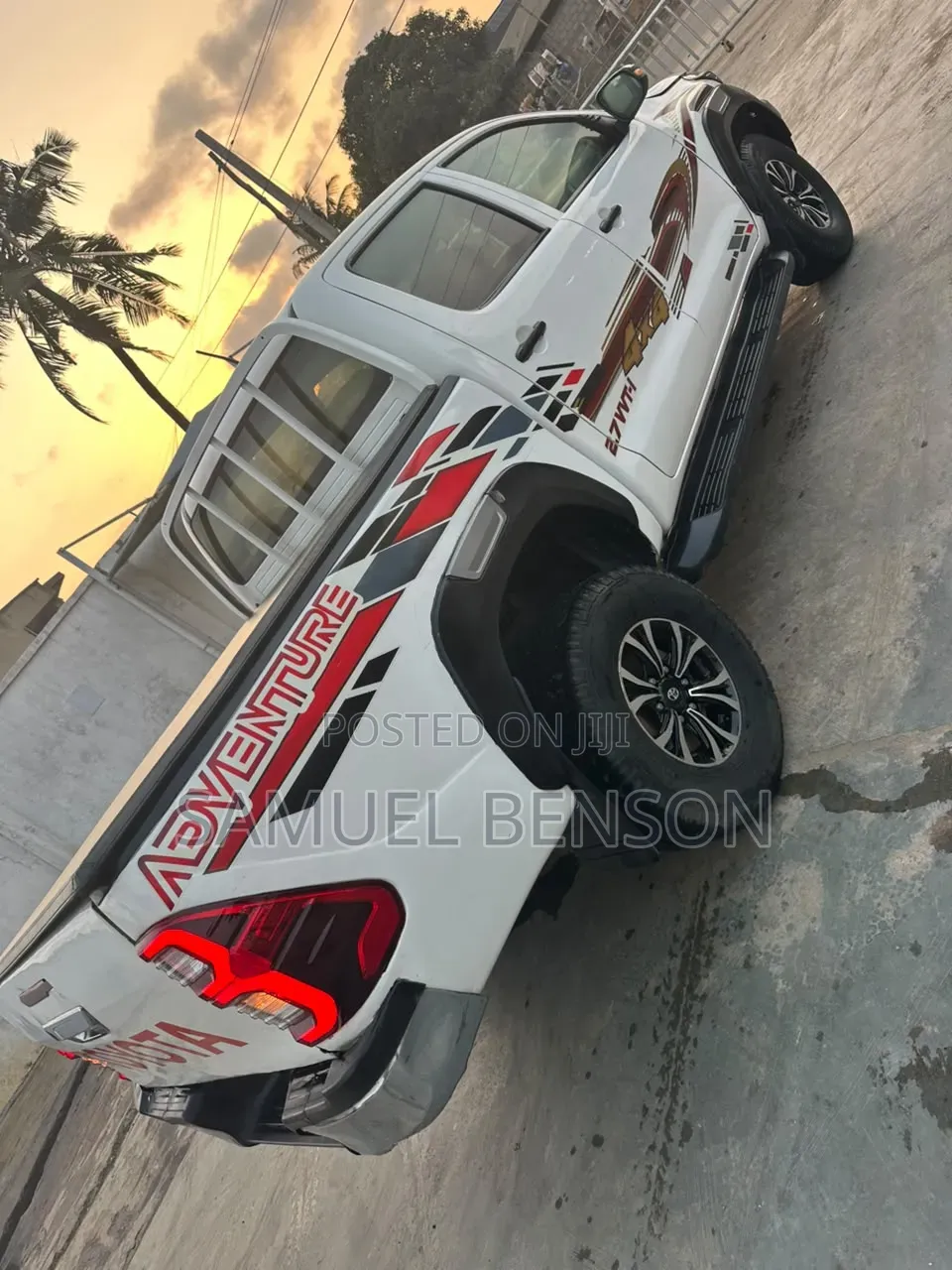 Toyota Hilux 2015 White