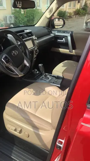 Toyota 4-Runner SR5 Premium 4dr 4x4 (4.0L 6cyl 5A) 2016 Red