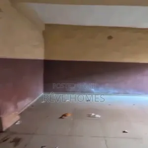 2bdrm Block of Flats in Adekunle for rent