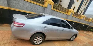 Toyota Camry 2010 Silver