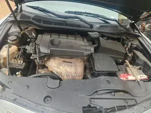 Toyota Camry 2010 Silver
