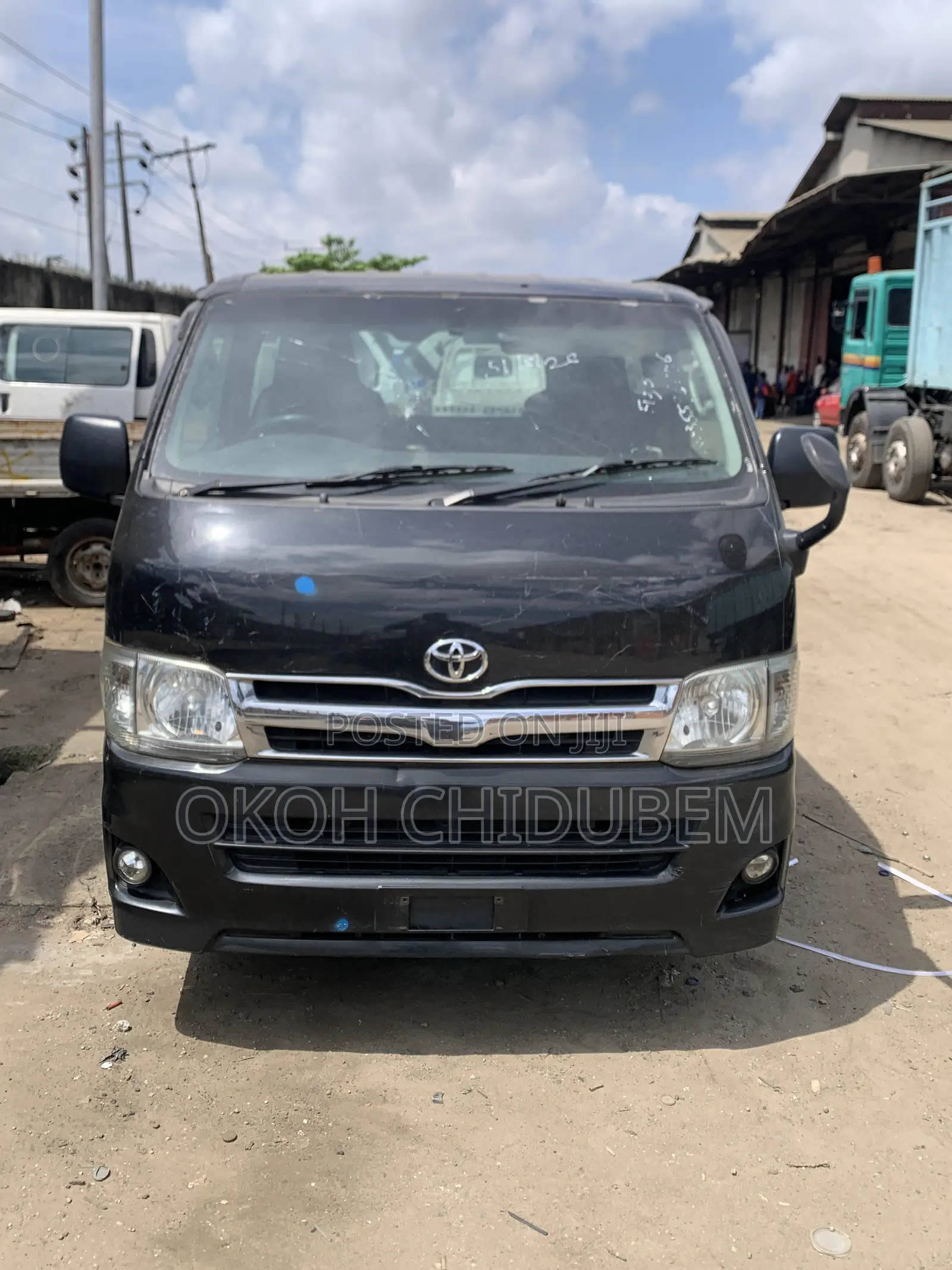 Toyota HiAce 1988 Black
