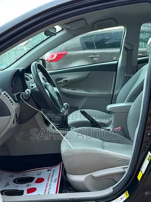 Toyota Corolla 2013 Black