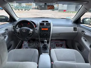 Toyota Corolla 2013 Black