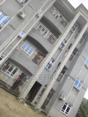 2bdrm Block of Flats in Uyo for sale