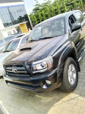 Toyota Tacoma 2010 Black