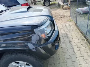 Toyota Tacoma 2010 Black