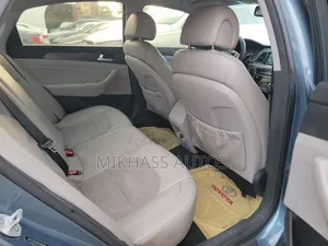 Hyundai Sonata Limited 4dr Sedan (2.4L 4cyl 6A) 2015 Blue