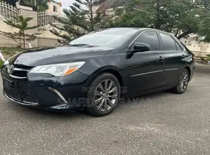 Toyota Camry 2016 Blue
