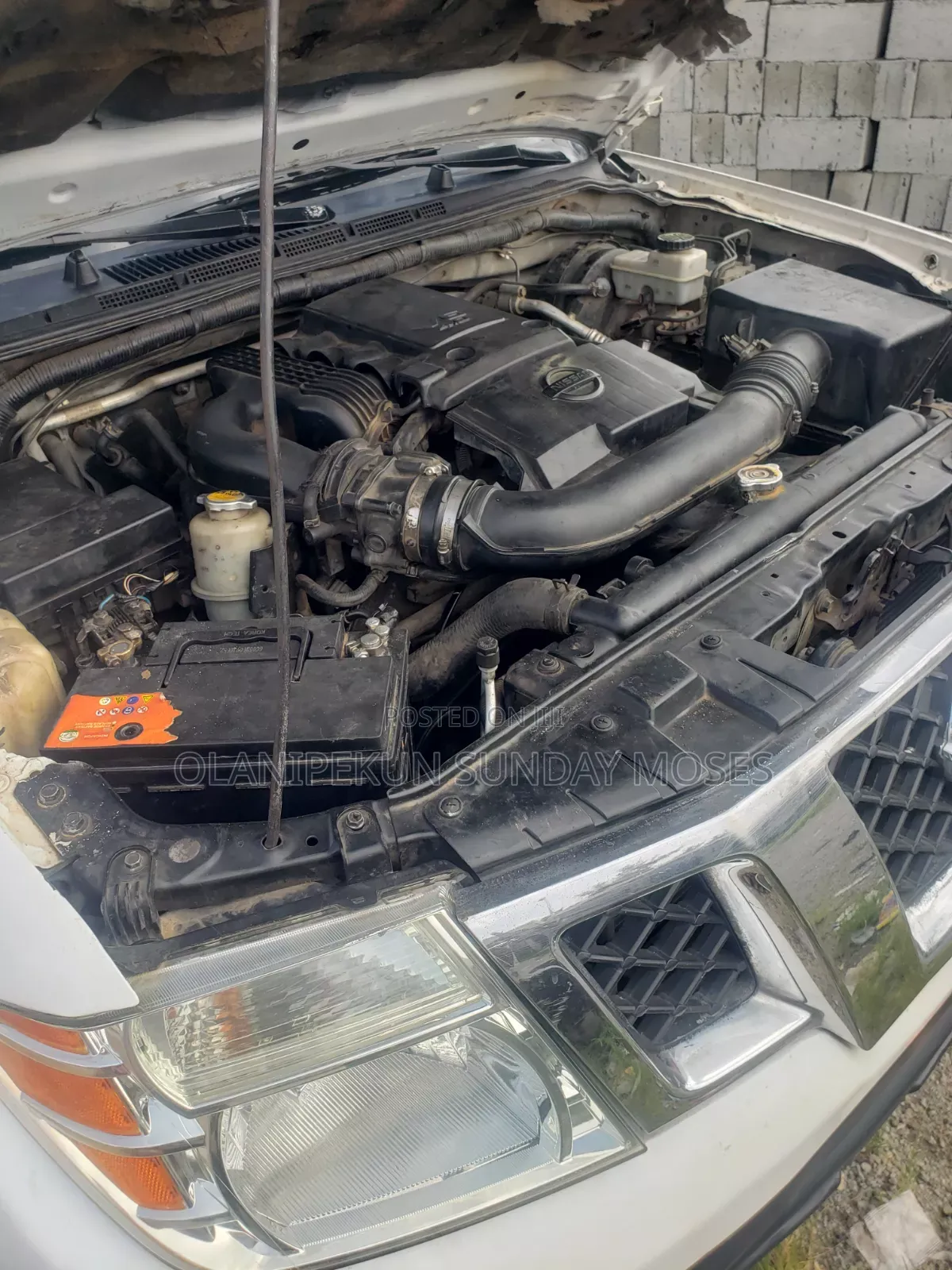Nissan Frontier 2008 White