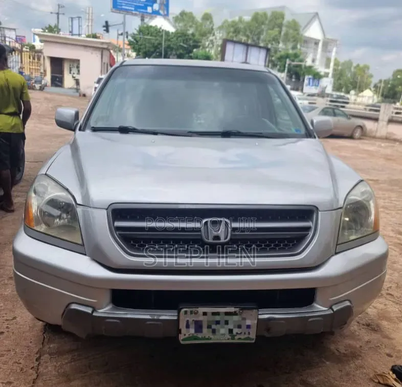 Honda Pilot 2005 Silver