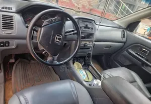 Honda Pilot 2005 Silver