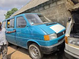 Volkswagen Transporter 2003 Green