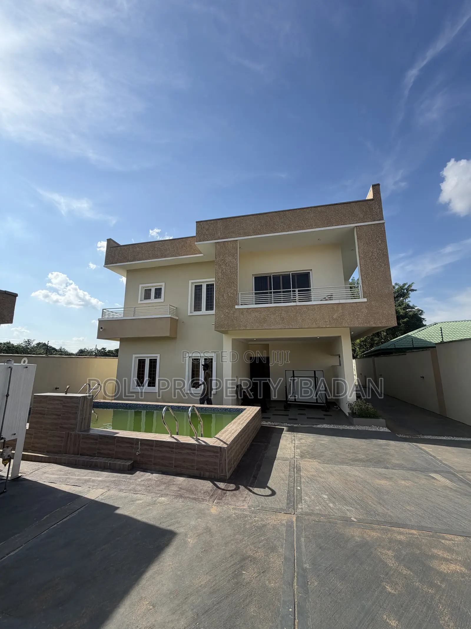4bedroom and 3bedroom Duplex Shortlet Apartment in Ibadan