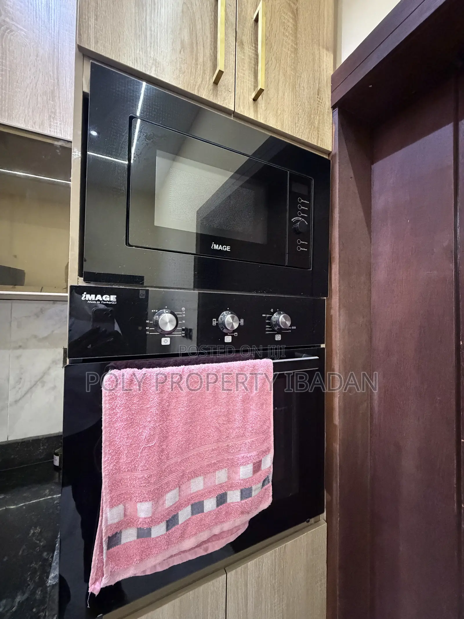 4bedroom and 3bedroom Duplex Shortlet Apartment in Ibadan