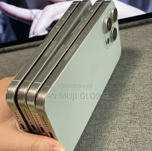 Apple iPhone 15 Pro Max 256 GB Silver