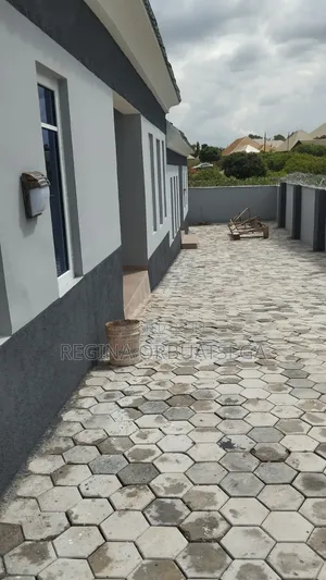 2bdrm Apartment in Jos for rent