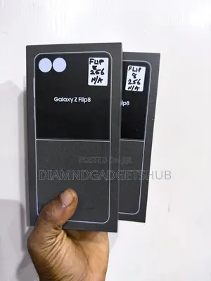 Samsung Galaxy Z Flip4 128 GB Black