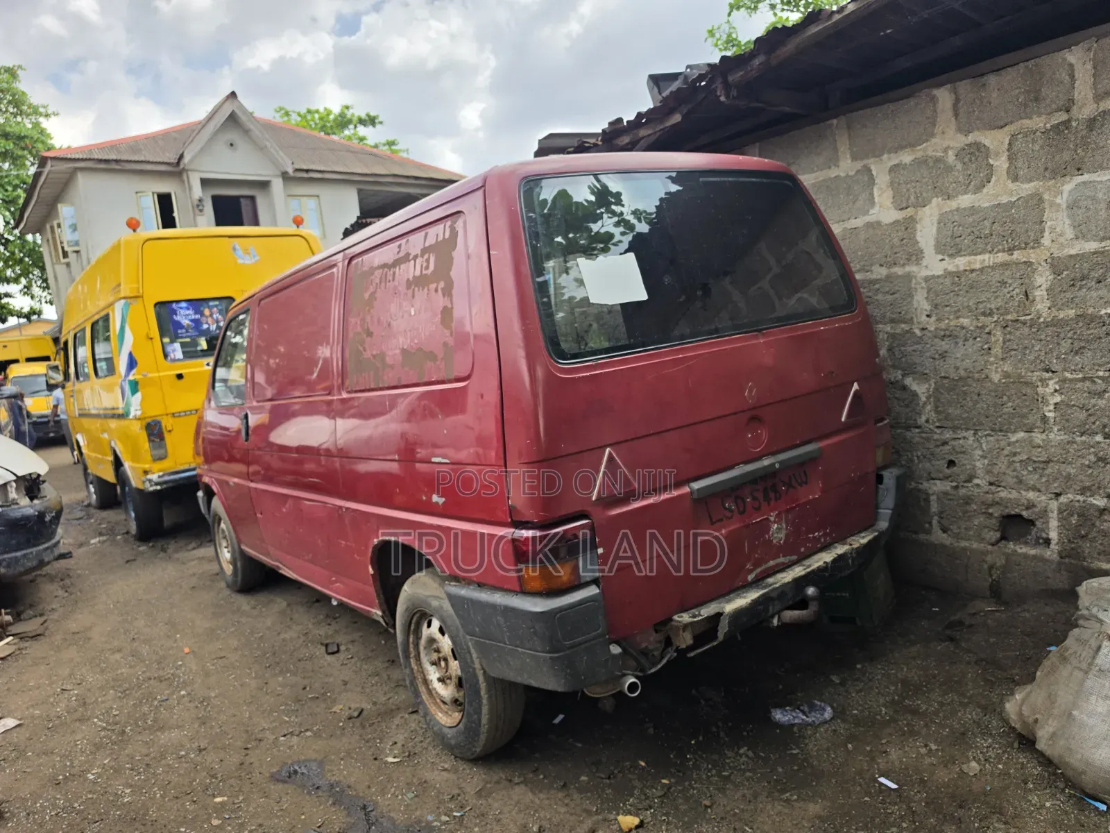Volkswagen Transporter 2004 Red