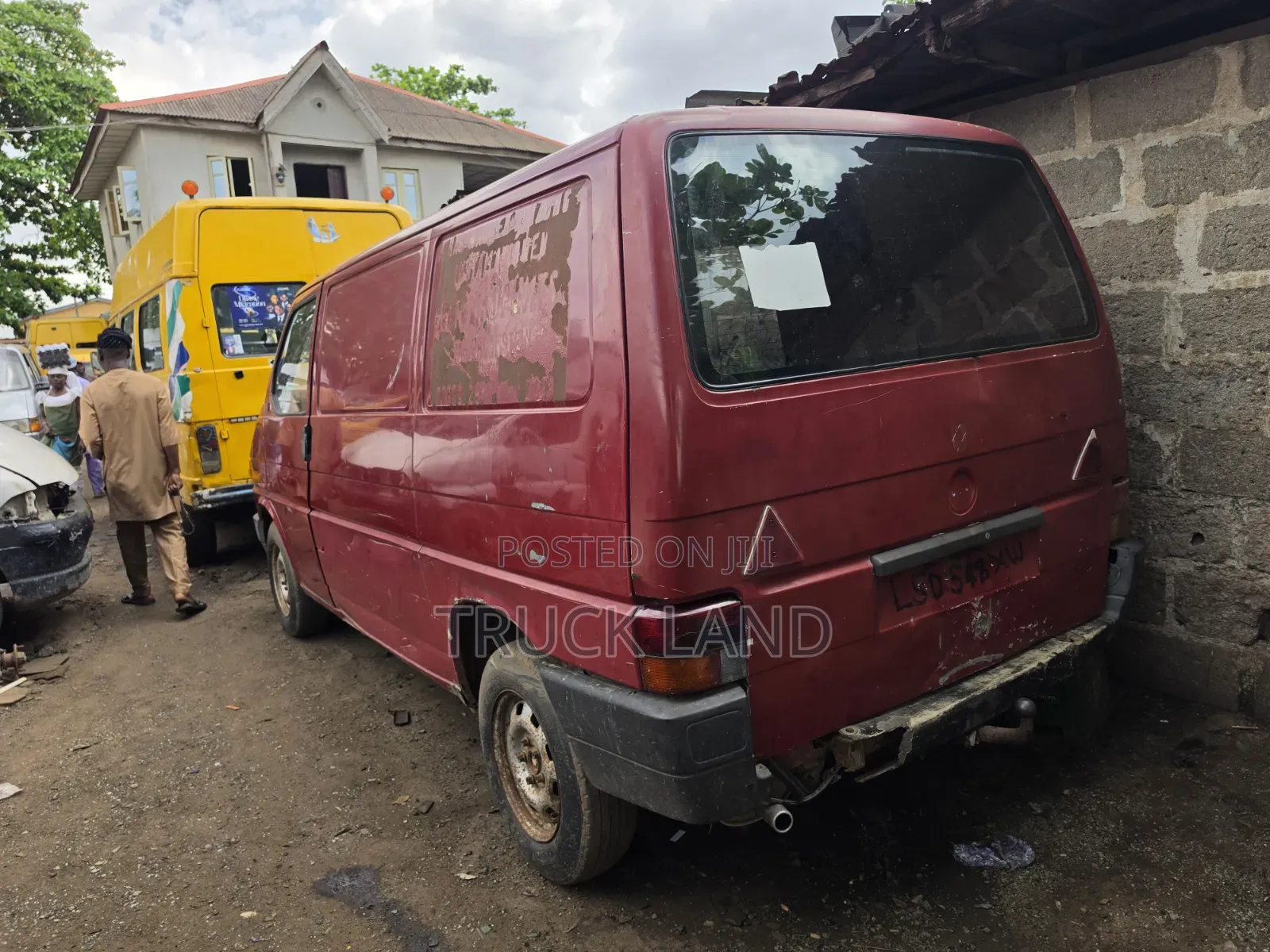 Volkswagen Transporter 2004 Red