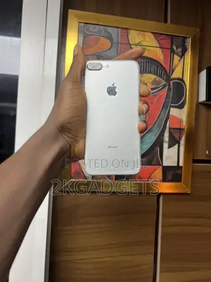 Apple iPhone 7 Plus 128 GB Silver