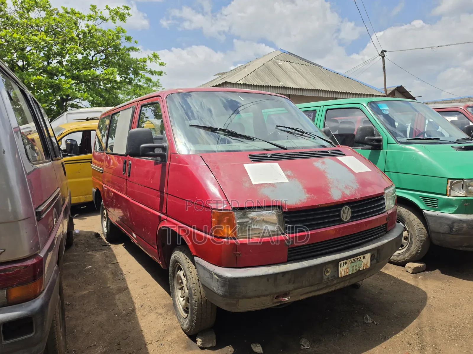 Volkswagen Transporter 2004 Red