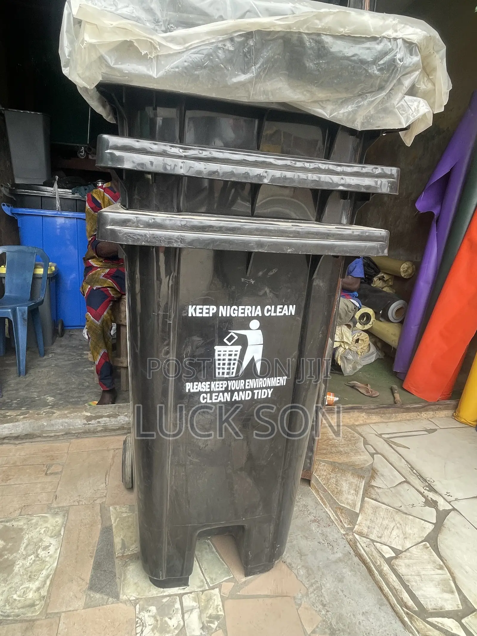 240L Waste Bin