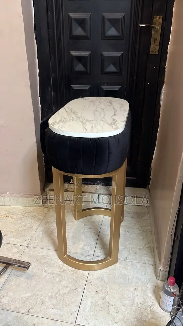 Studio Table