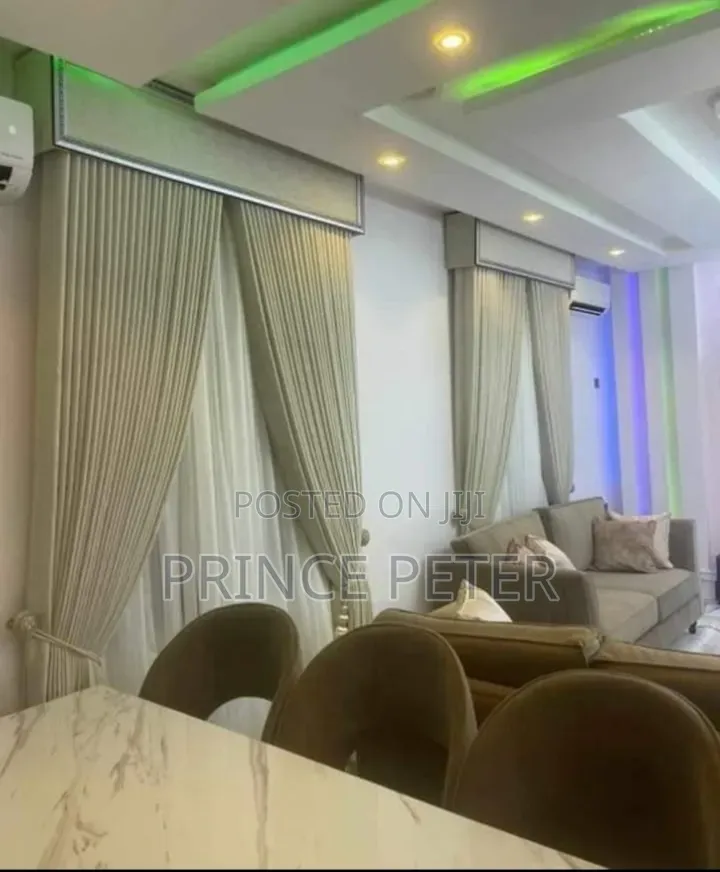 Royal Curtains With Curtain Board