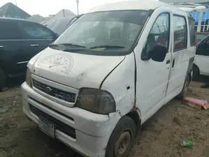 Daihatsu Hijet 2005 White